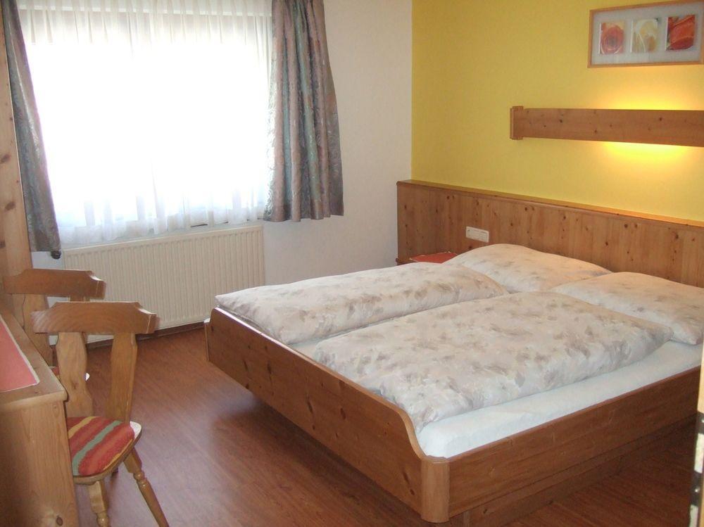Pension Riedlsperger Saalbach-Hinterglemm Exterior photo