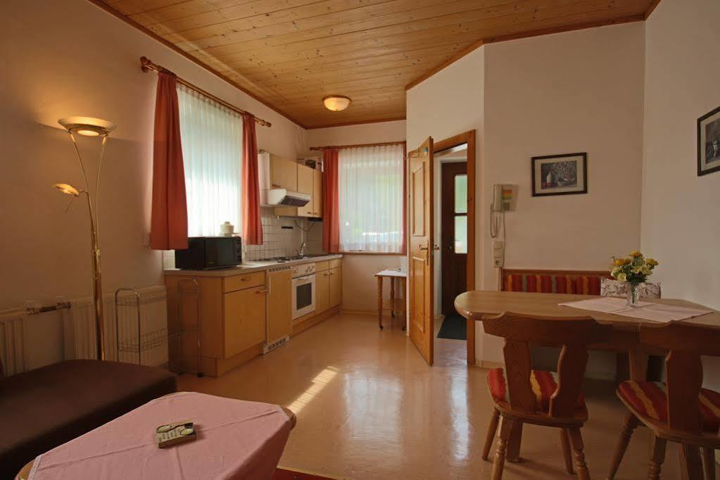Pension Riedlsperger Saalbach-Hinterglemm Exterior photo